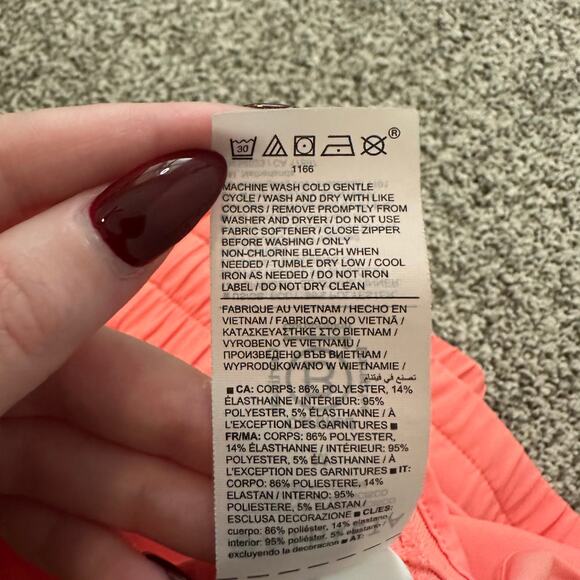 Athleta neon coral orange High Rise Mesh Racer Run 3" shorts size M - Picture 6 of 8